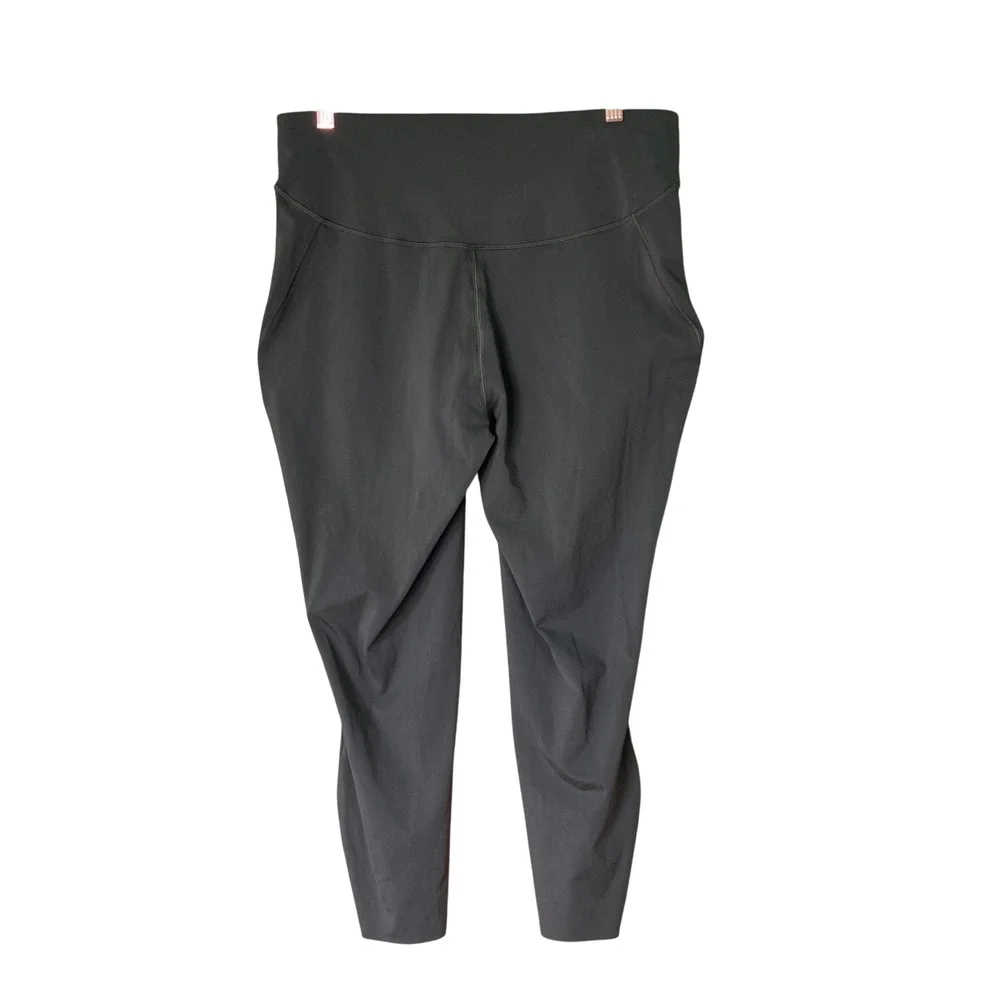 Lululemon Base Pace High-Rise Running Tight 25